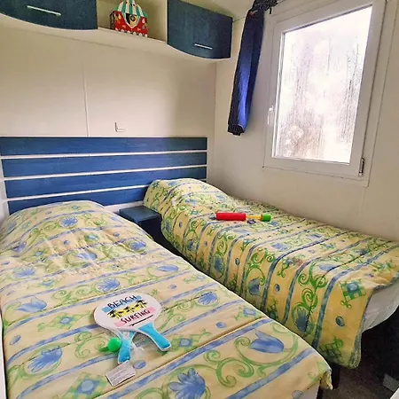 Camping Les Cigales Le Muy Camera foto